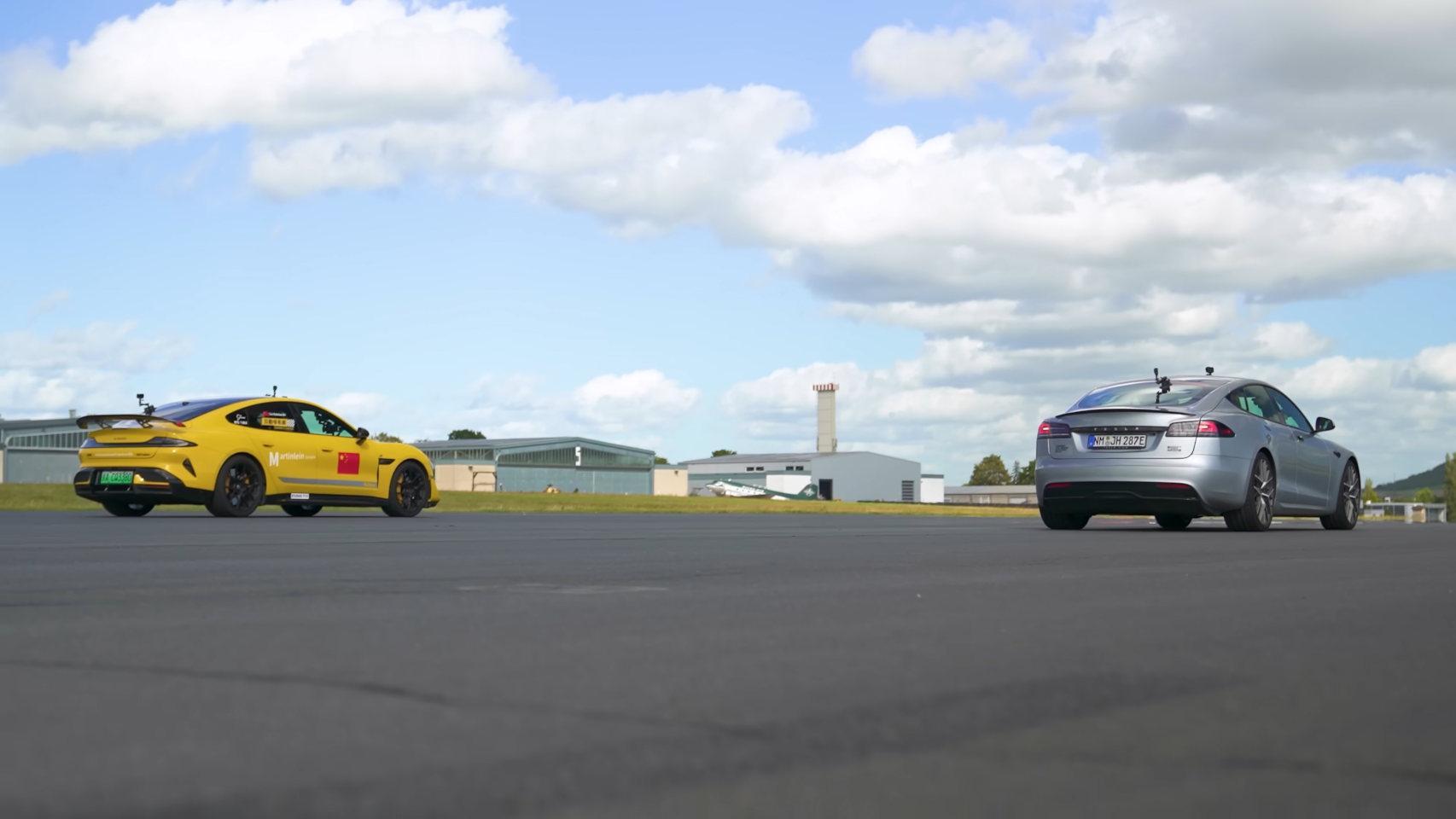 xiaomi contra tesla: el su7 ultra se enfrenta al model s plaid y el resultado son malas noticias para elon musk