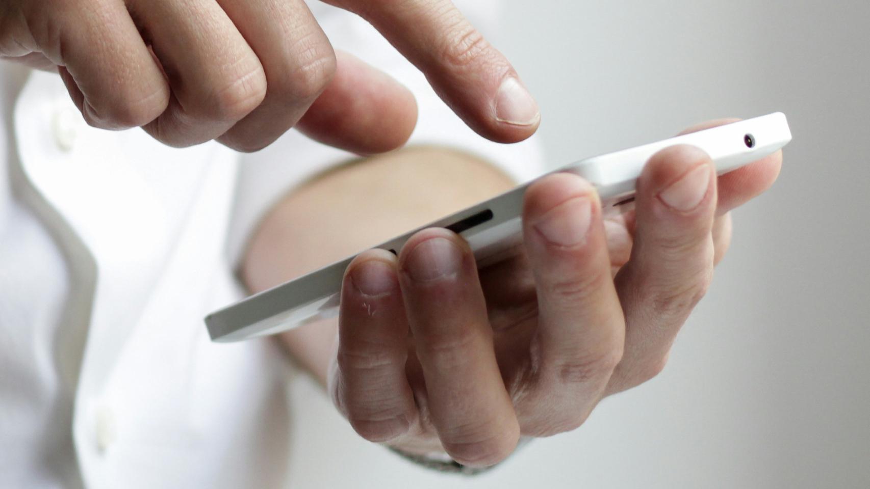 llevo años analizando móviles, y esto es lo peor que me he encontrado nunca: "hace que no te apetezca usar el móvil"