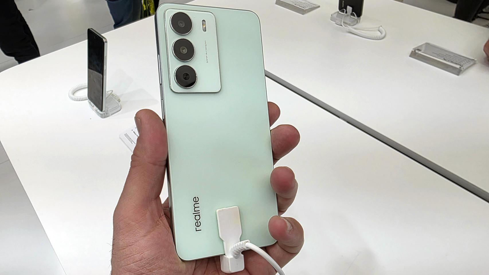 un móvil gratis por el black friday: la locura de vodafone que tienes que aprovechar antes de que se termine para siempre