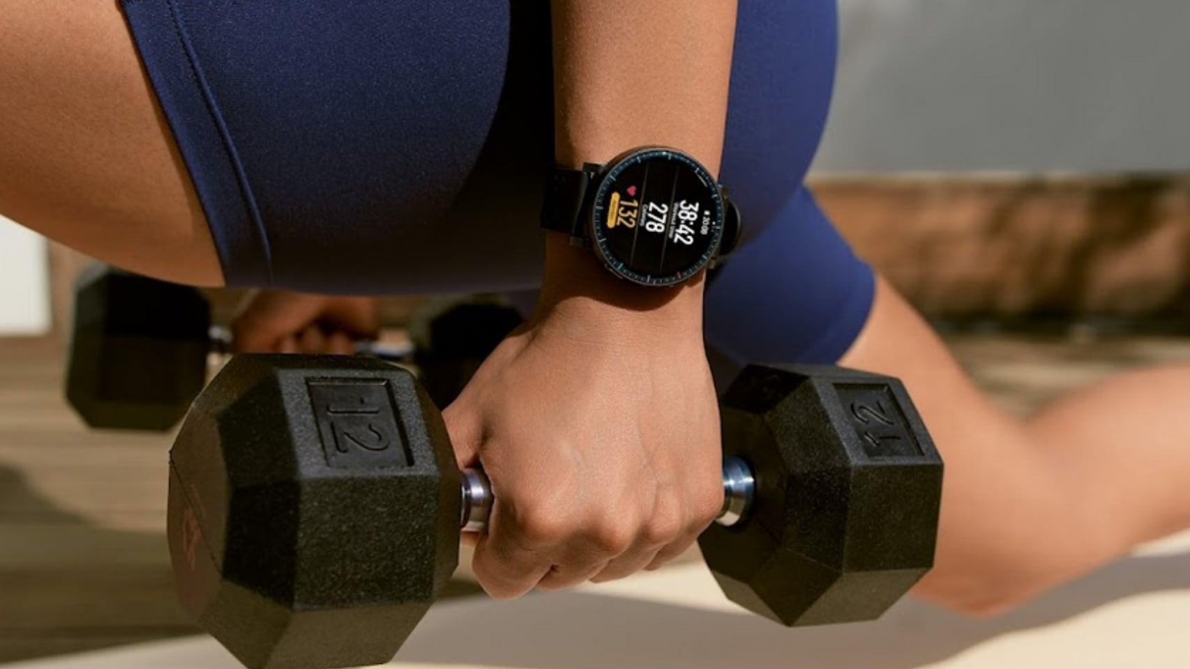 el nuevo reloj inteligente de amazfit promete 25 días de autonomía, mapas y podcasts sin conexión y mucho más